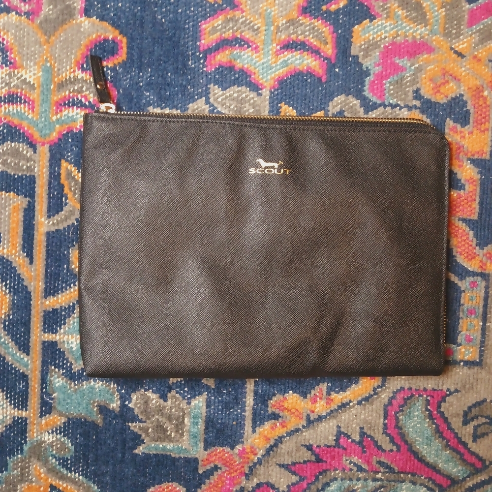 SCOUT Vegan Leather Small Handheld Bag